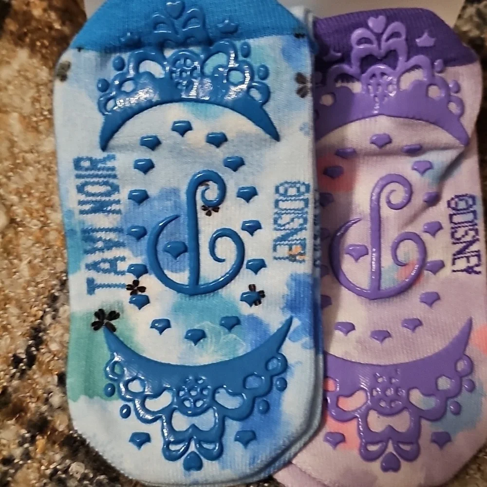 Disney NWT Grip Socks Ariel and Pocahontas